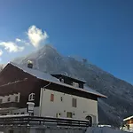 Enzian * Bach (Tyrol)